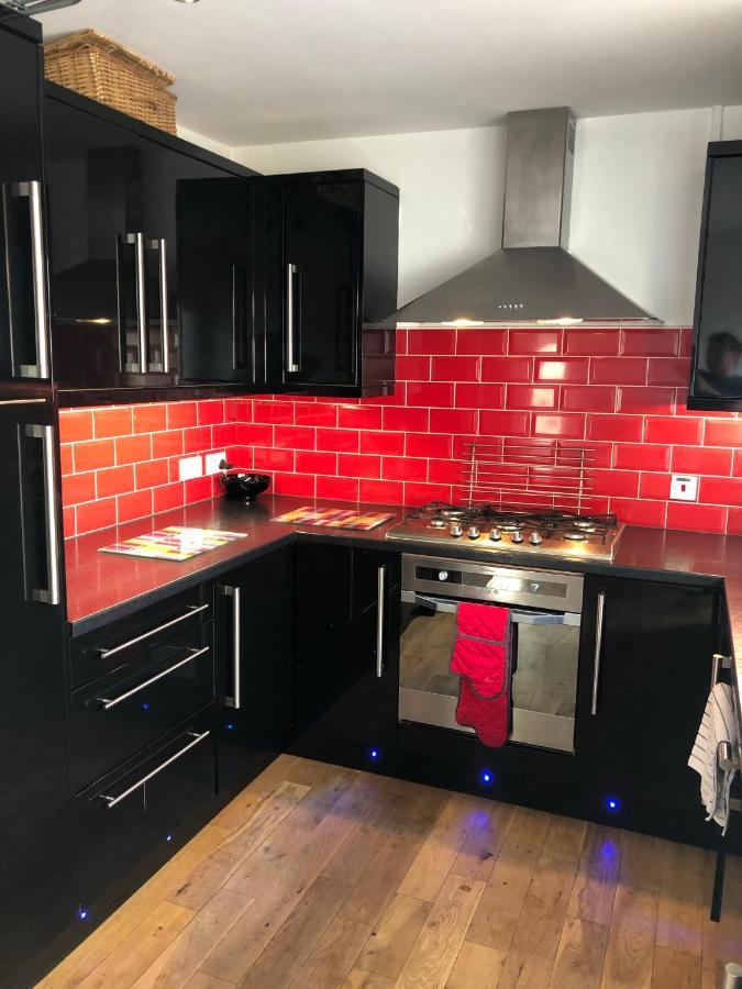 Six By The Sea - 2 Bed House - A Little Something For Everyone Saint Columb Minor Luaran gambar